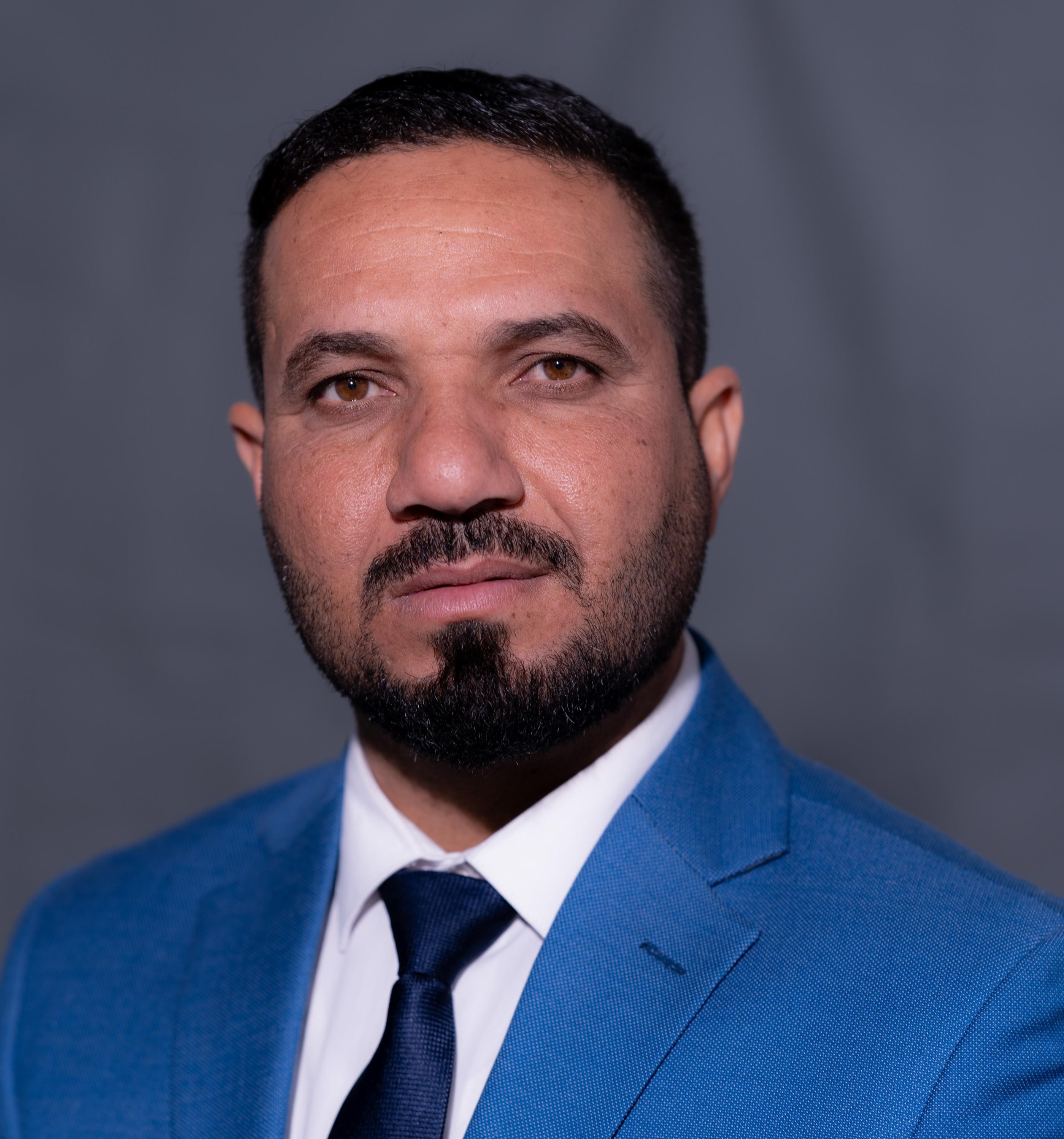 السيد عميد الكلية